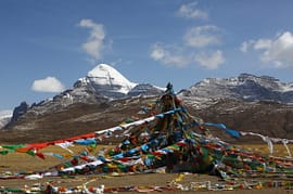 Kailash and Everest Basecamp: 15 Days Everest Base Camp & Mount Kailash Pilgrimage Tour